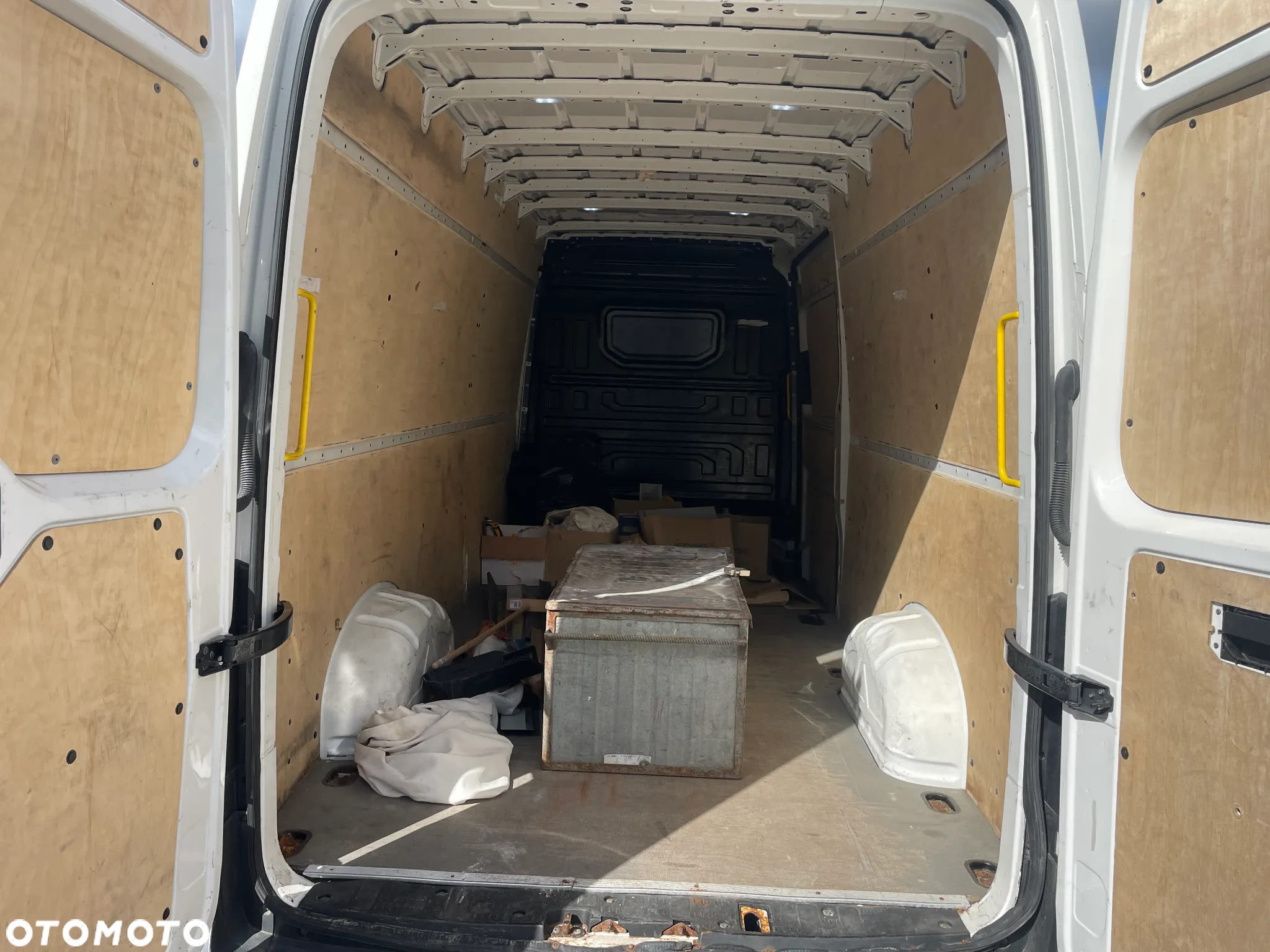 Volkswagen CRAFTER - 10