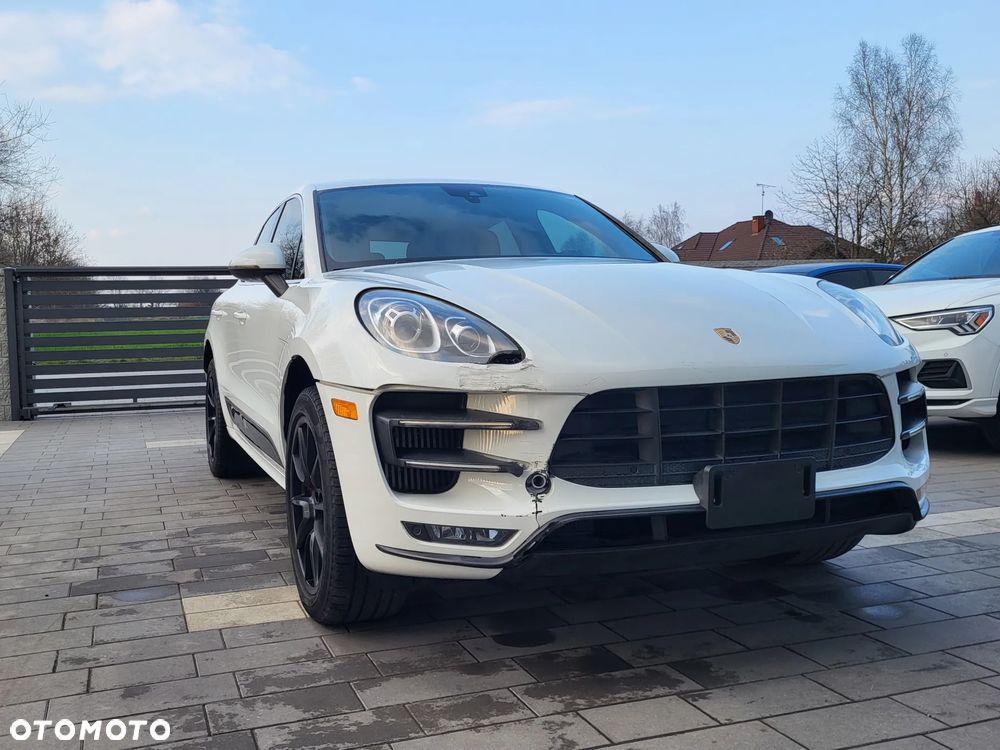 Porsche Macan Turbo PDK - 3