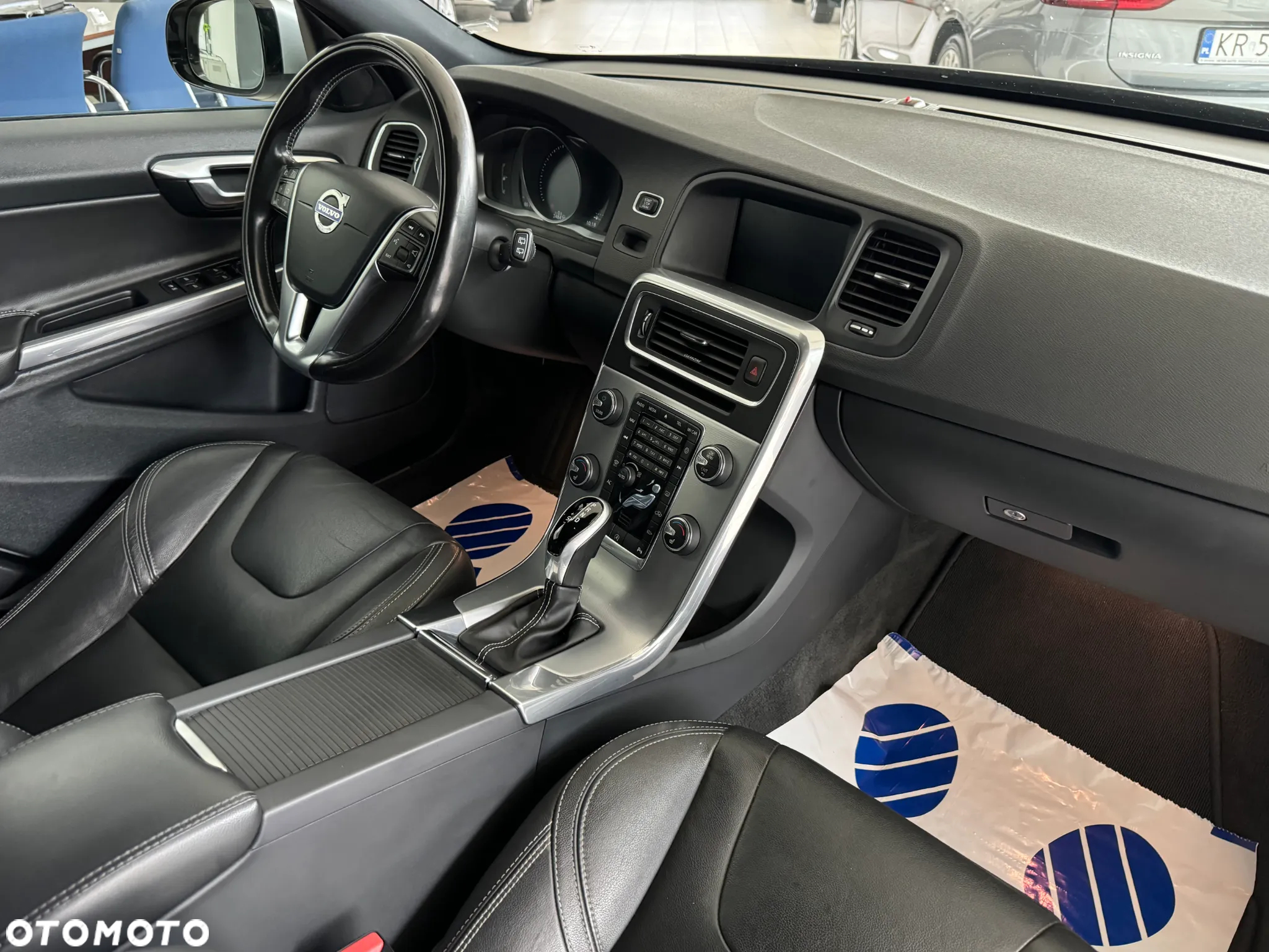 Volvo V60 D3 Geartronic Kinetic - 23
