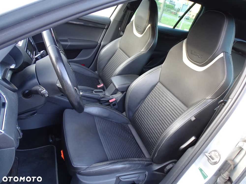 Skoda Octavia 2.0 TDI RS - 28