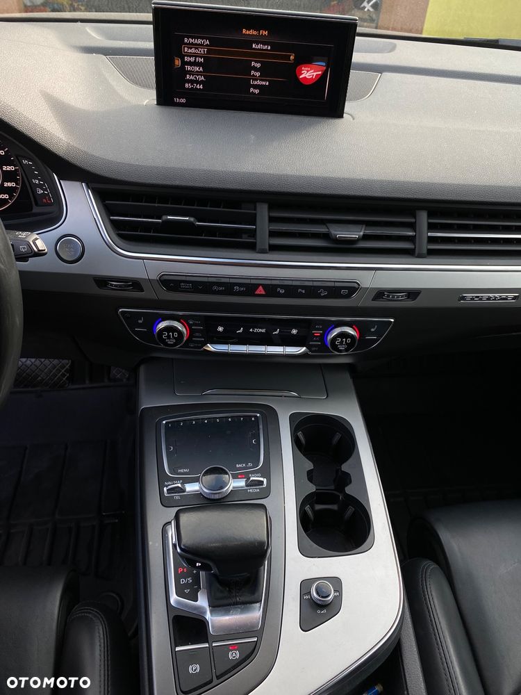 Audi Q7 - 7