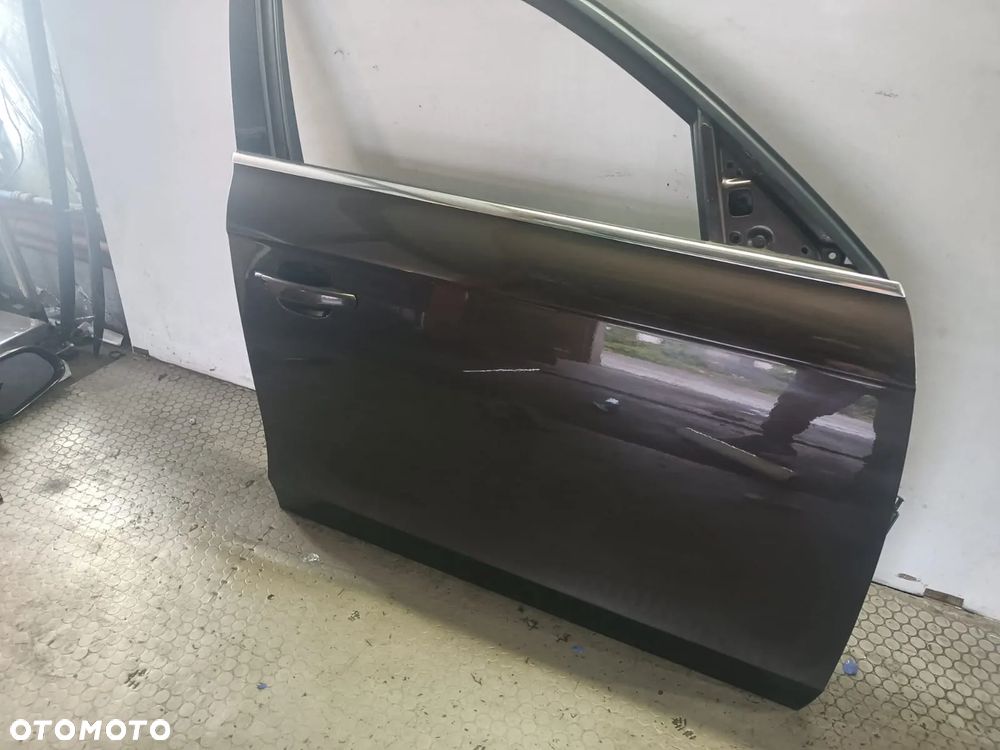 LZ8W drzwi prawe przod Audi A4 B8 08-15 czesci - 2
