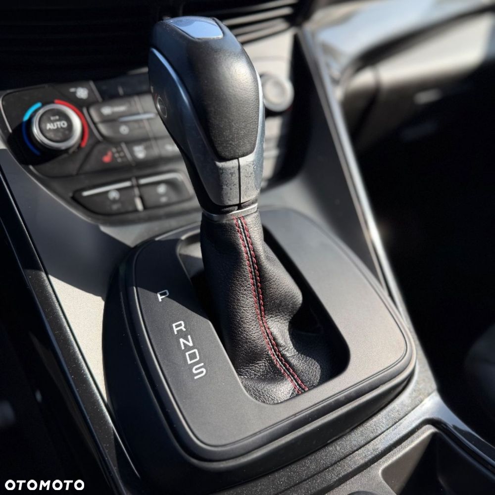 Ford Kuga - 29