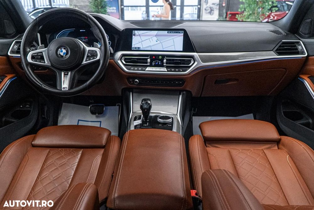 BMW Seria 3 330e Aut. M Sport - 30