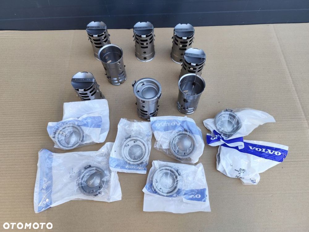 ゆき KOREK WLEWU ADBLUE DO REDUKTORA SCR SCANIA PGRT za 49.99PLN