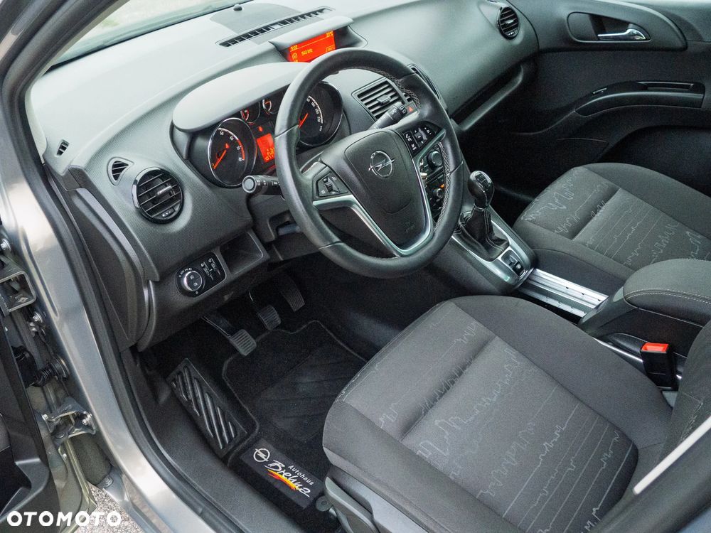 Opel Meriva 1.4 T Cosmo - 14