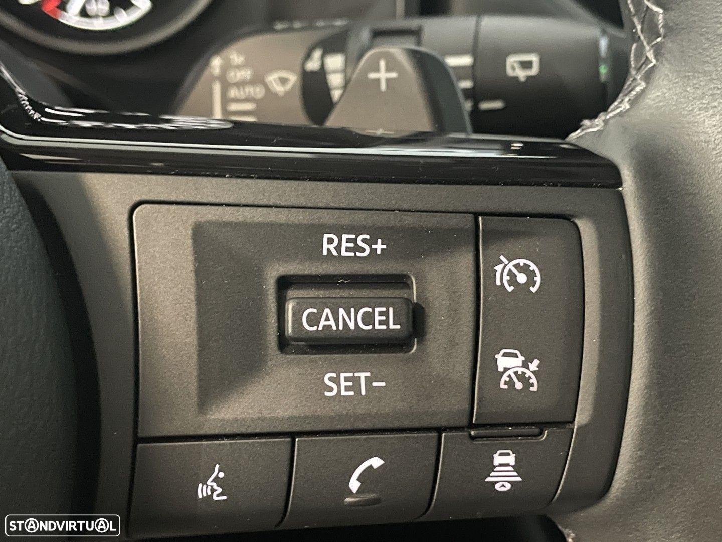 Nissan Qashqai 1.3 DIG-T N-Connecta LED Xtronic - 31