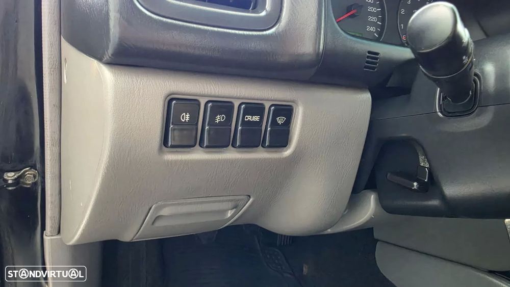 Subaru Forester 2.0 T XT - 35