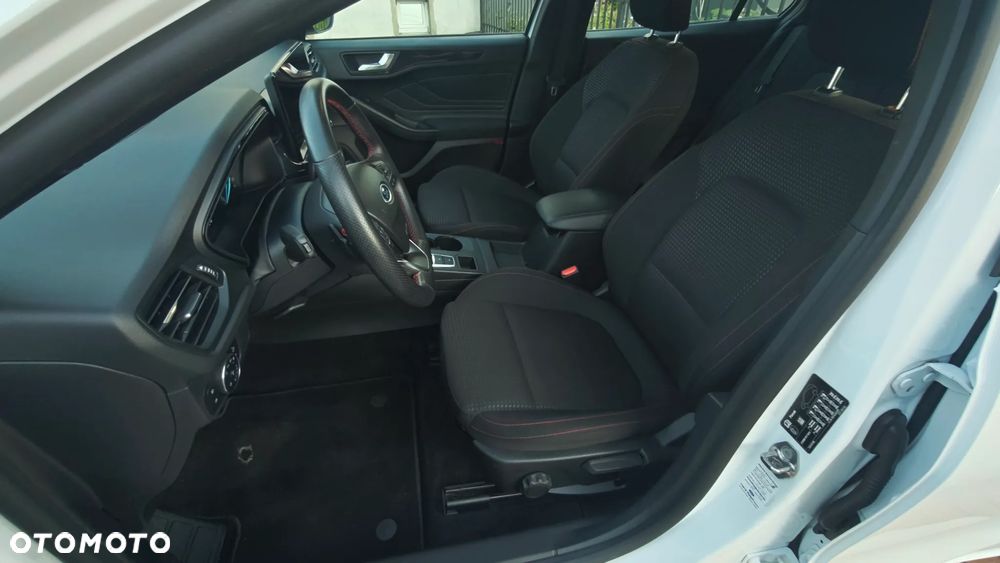 Ford Focus 1.5 EcoBlue SCR ST-Line - 12