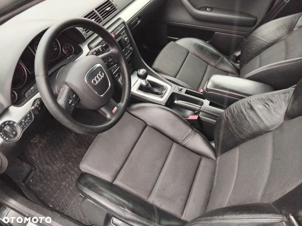 Audi A4 - 11