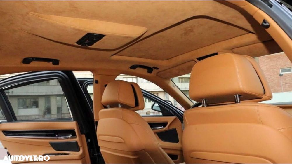 BMW Seria 7 730d - 12