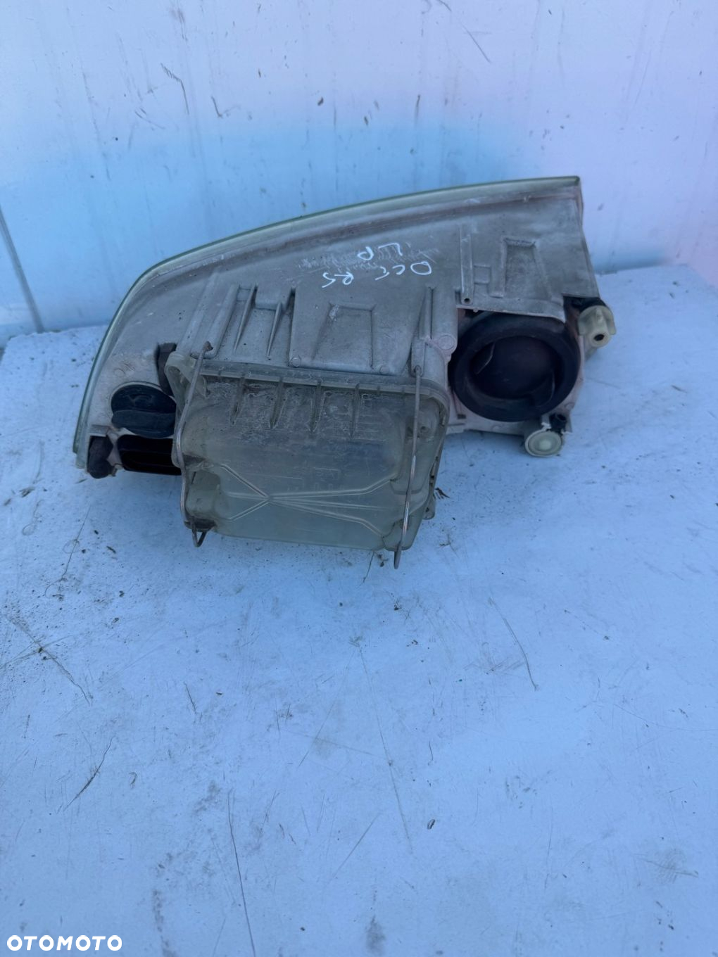 LAMPA LEWY LEWA PRZÓD SKODA OCTAVIA II - WAWA - 4