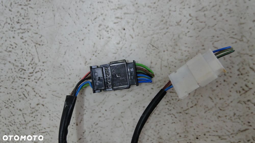 CRAFTER I SPRINTER 906 LUSTERKO LEWE 9 PIN 6+3 PDC EUROPA - 9