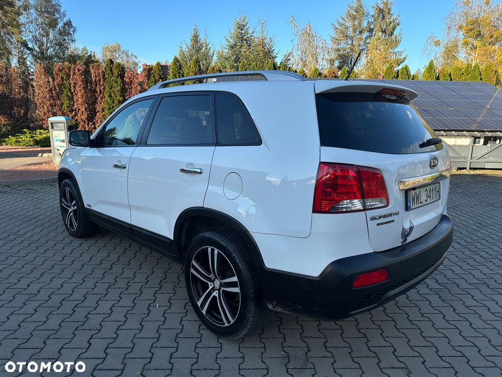 Kia Sorento 2012 photo 4