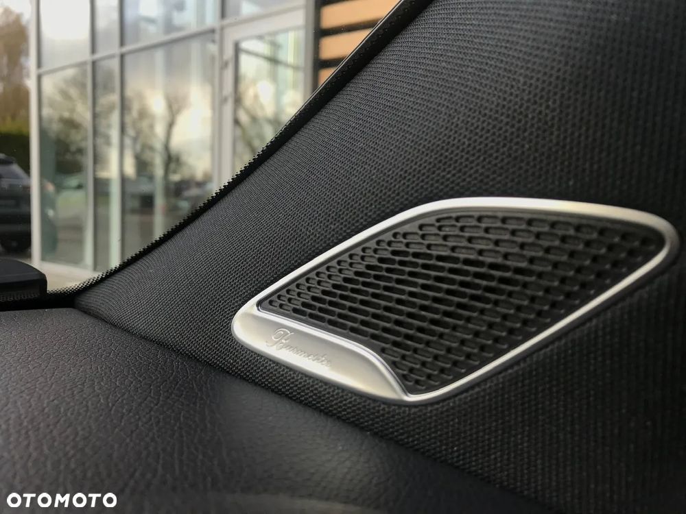 Mercedes-Benz Klasa B 250 e AMG Line 8G-DCT - 30