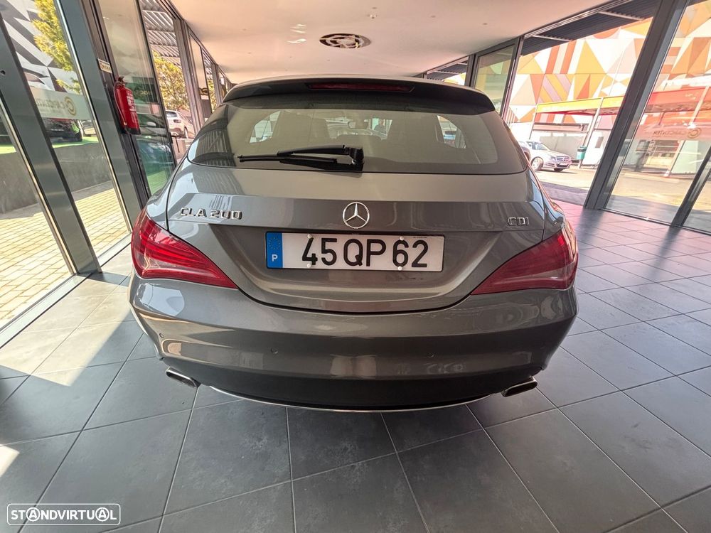 Mercedes-Benz CLA 200 - 16