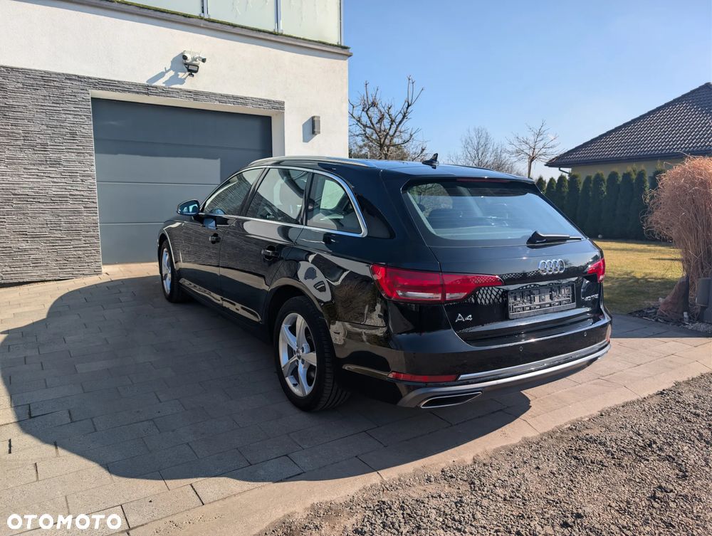 Audi A4 Avant 40 TFSI S tronic - 3