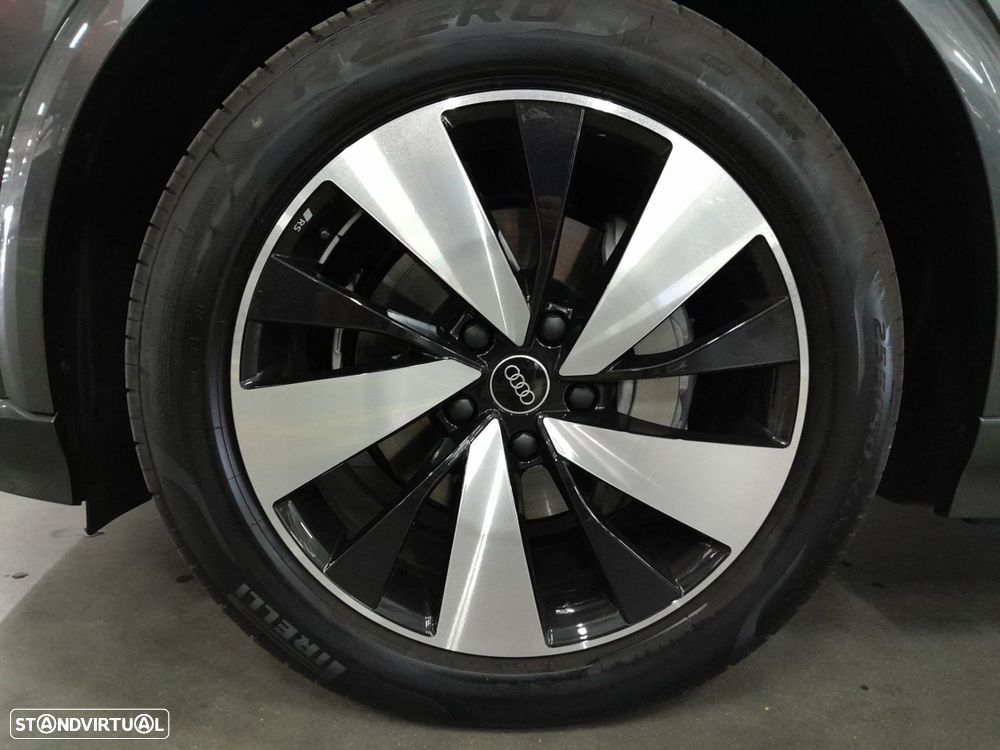 Audi Q6 e-tron 55 quattro 100 kWh - 26