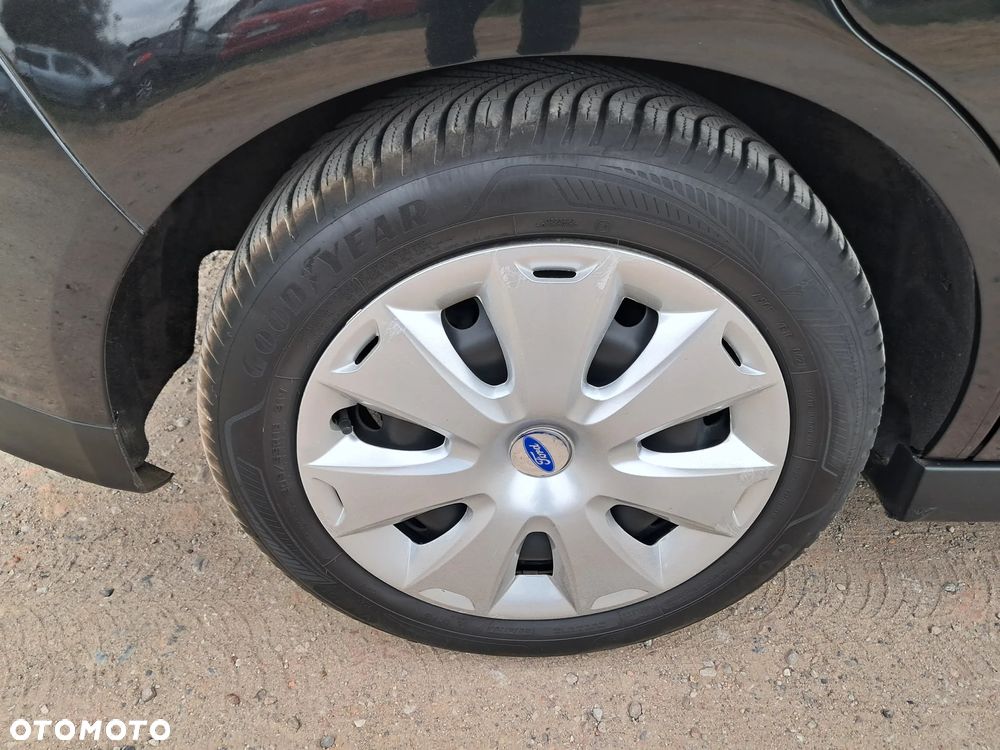 Ford C-MAX 1.6 Ti-VCT Champions Edition - 20