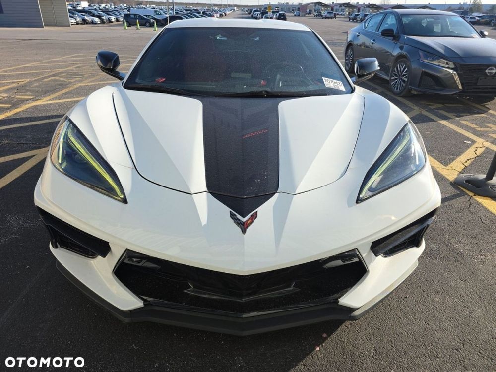 Chevrolet Corvette - 6