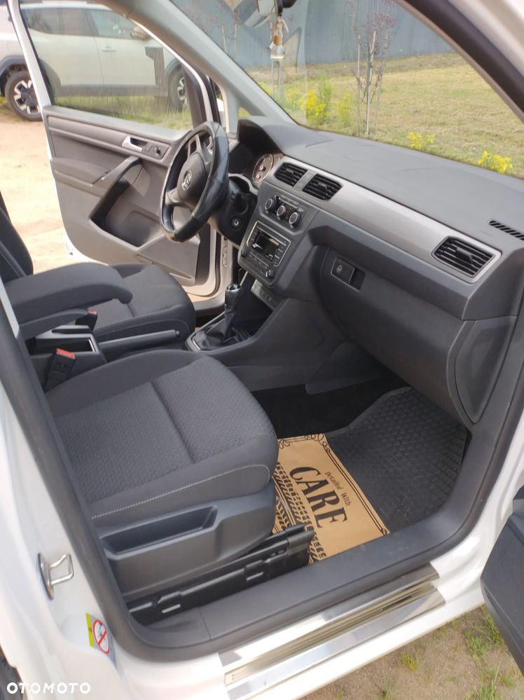 Volkswagen Caddy - 12