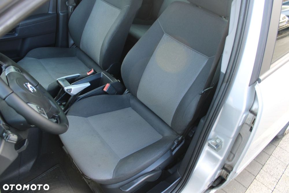 Opel Zafira - 16