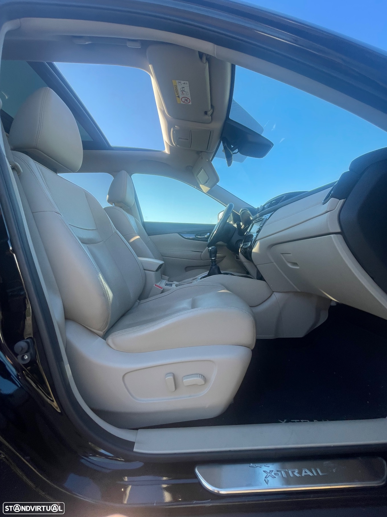 Nissan X-Trail 1.7 dCi Tekna 7L - 23