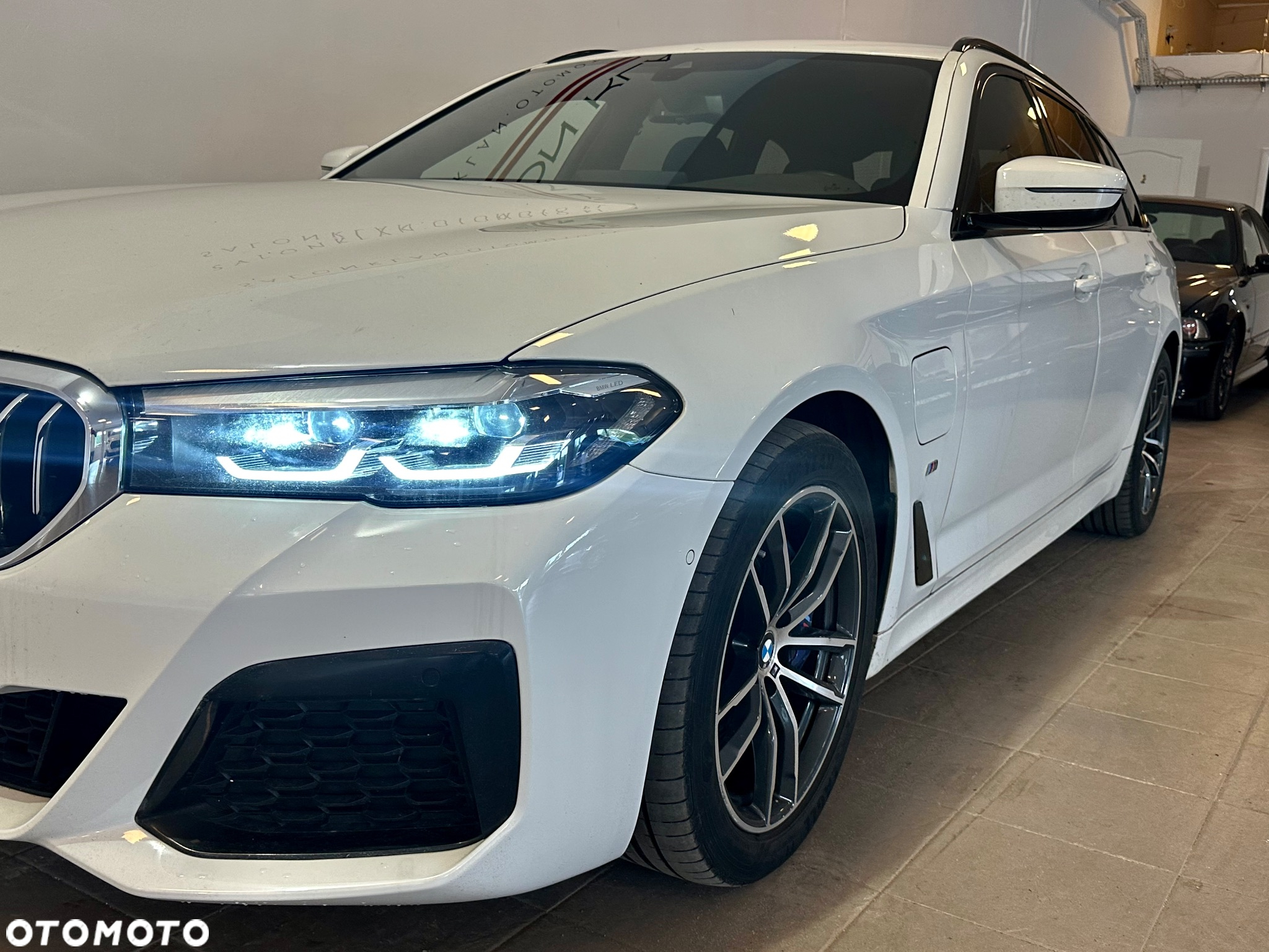 BMW Seria 5 530e M Sport sport - 17