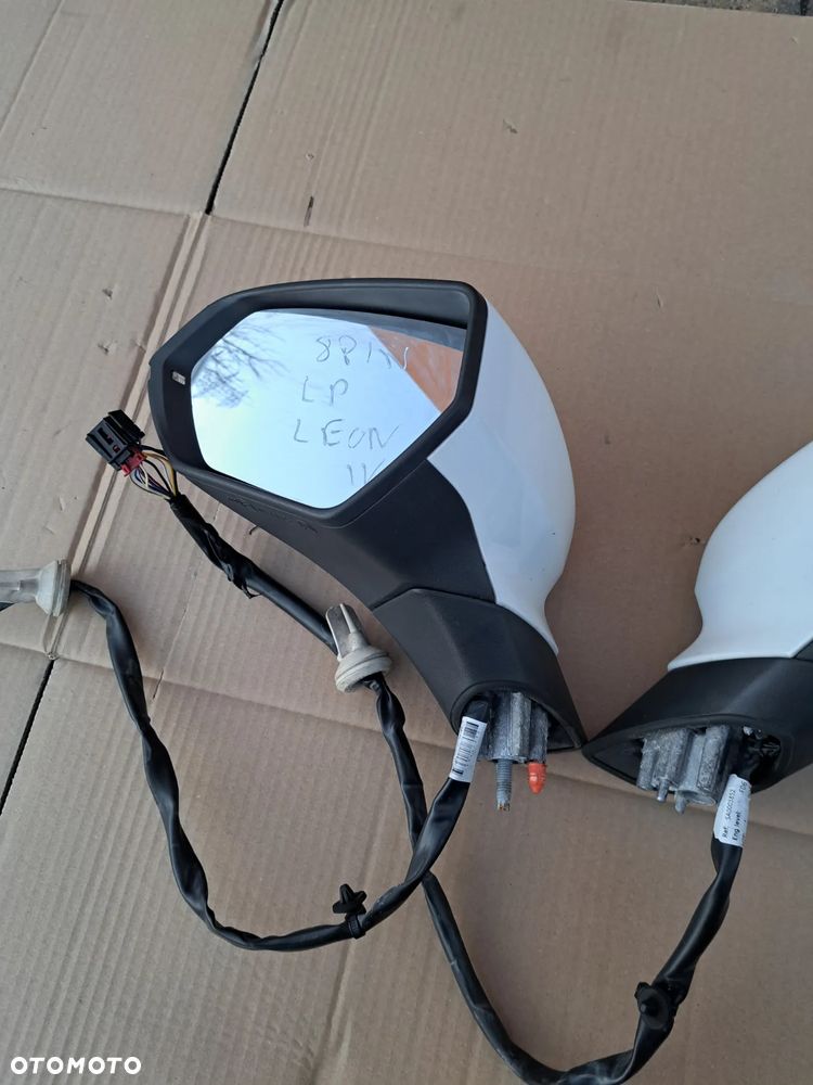 Seat Leon IV lusterko  prawe 12 pin Cupra leon 2020- LB9A - 4