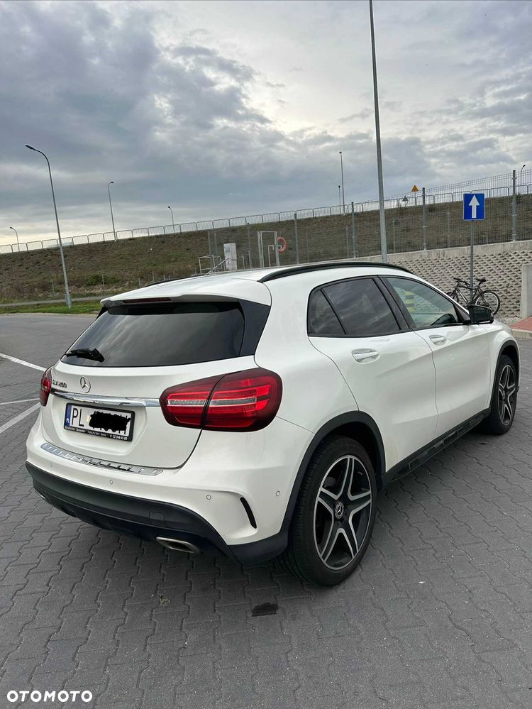Mercedes-Benz Gla 2017 photo 3