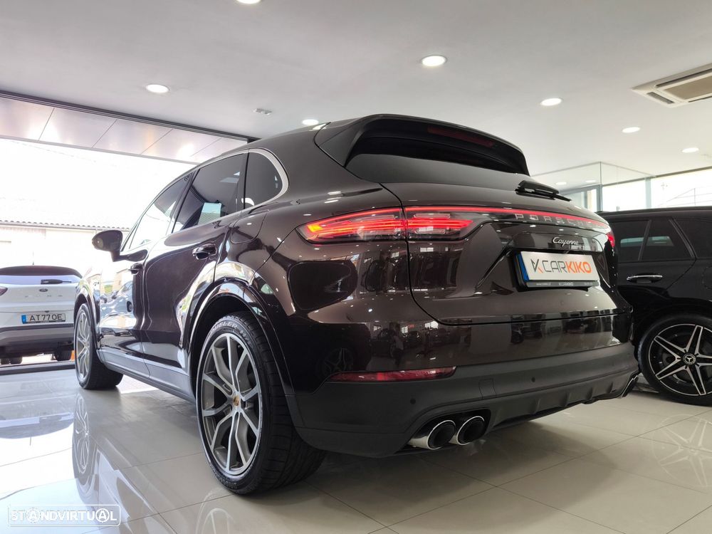 Porsche Cayenne E-Hybrid - 5