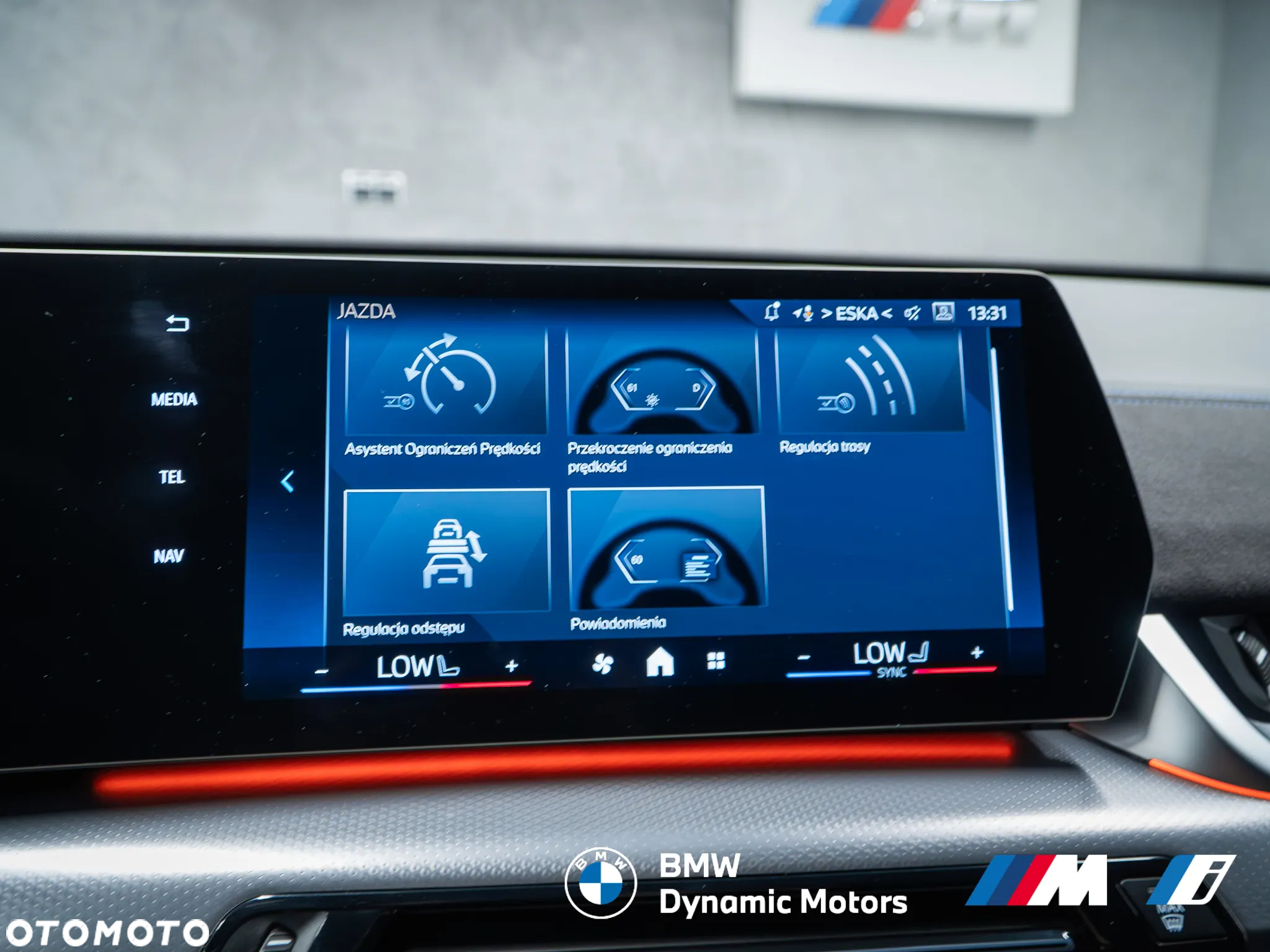 BMW iX2 eDrive20 - 34