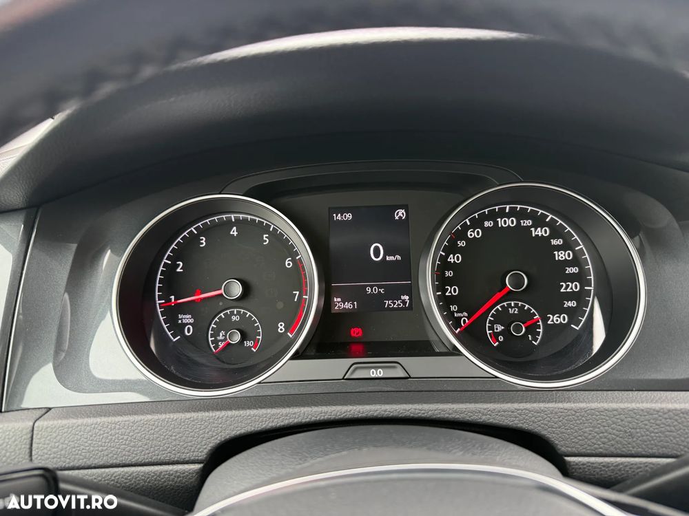 Volkswagen Golf 1.0 TSI Comfortline - 8