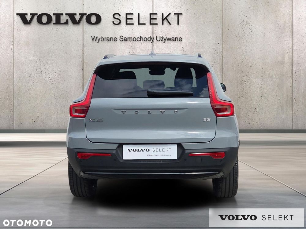 Volvo XC 40 - 4