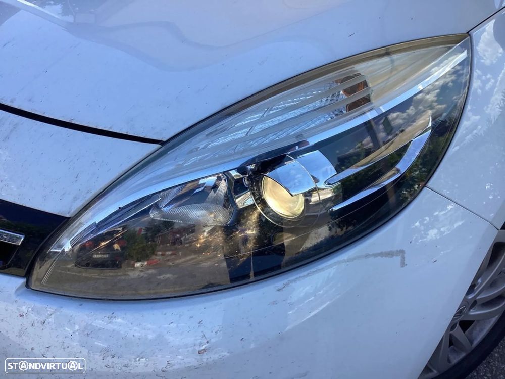Renault Grand Scénic ENERGY TCe 130 S&S LIMITED - 15