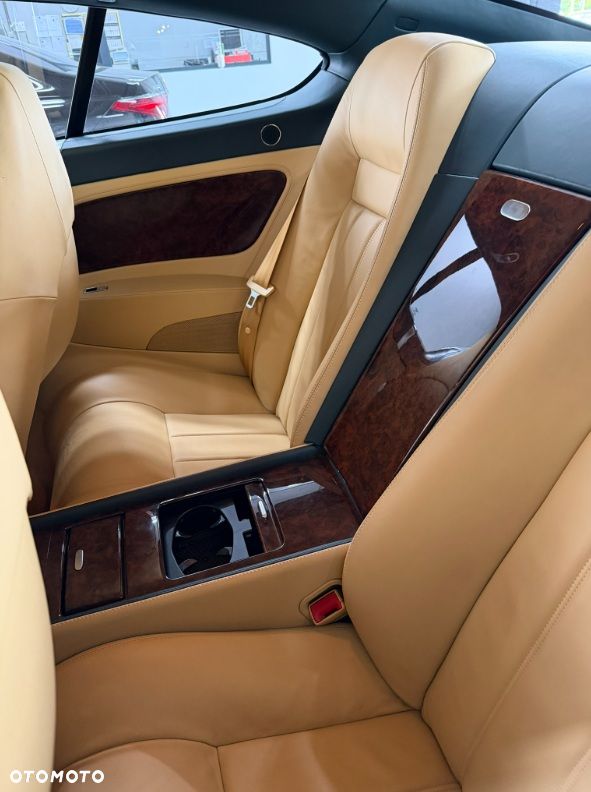 Bentley Continental GT - 21