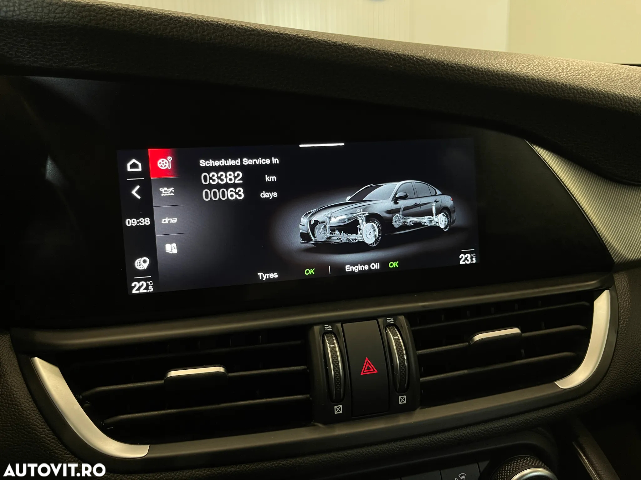 Alfa Romeo Giulia 2.0 Turbo 16V AT8-Q4 Veloce - 16
