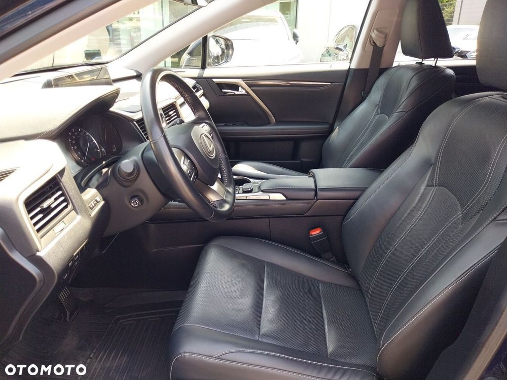 Lexus RX - 21