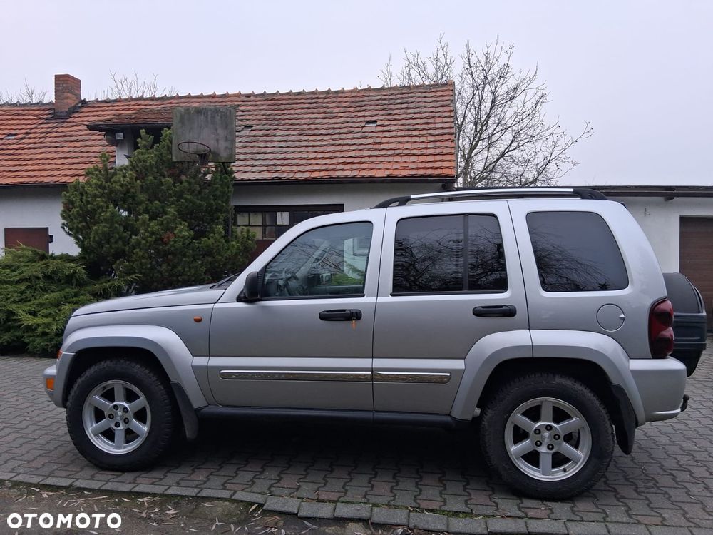 Jeep Cherokee 2.8 CRD Automatik Limited - 14