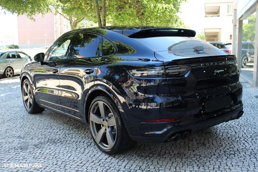 Porsche Cayenne Coupé E-Hybrid - 9