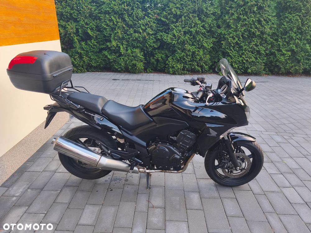 Honda CBF - 2