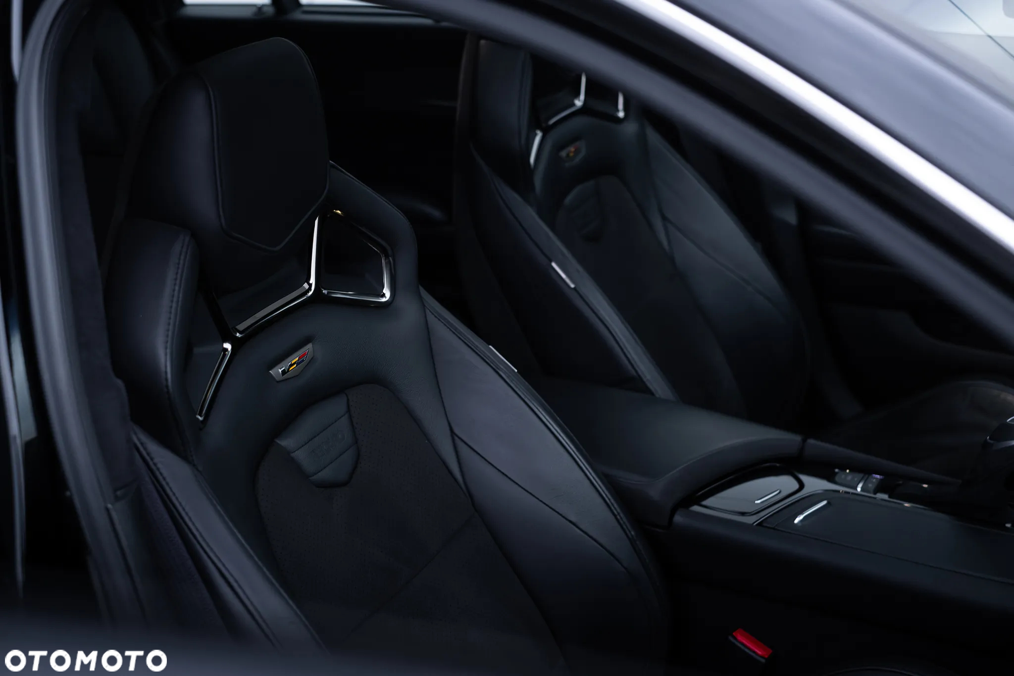 Cadillac CTS - 35
