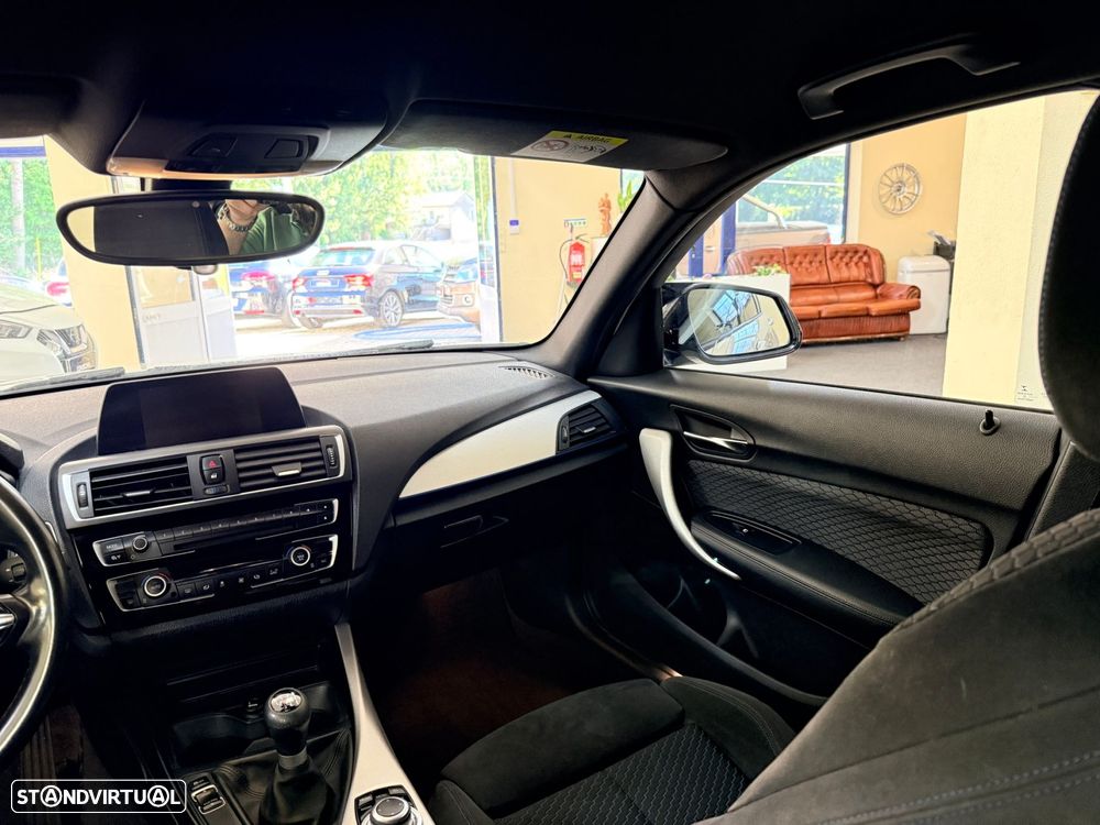 BMW 116 d Pack M - 31