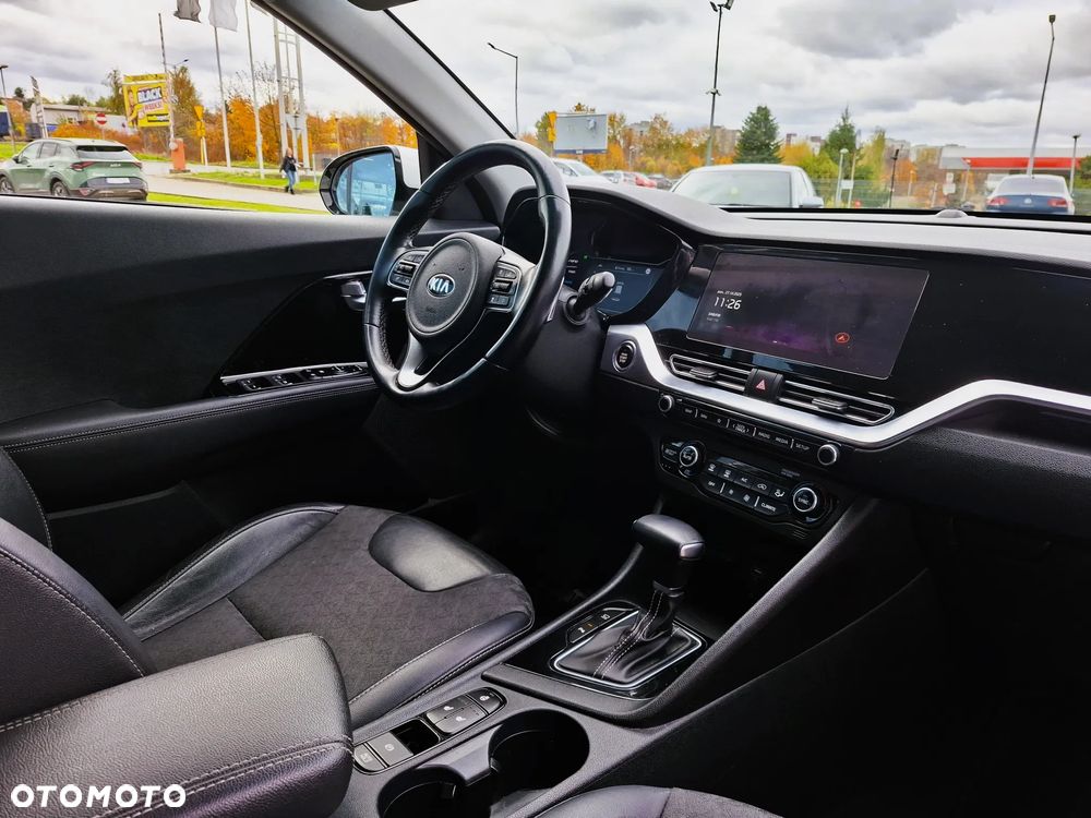 Kia Niro 1.6 GDI Hybrid L Business Line - 21