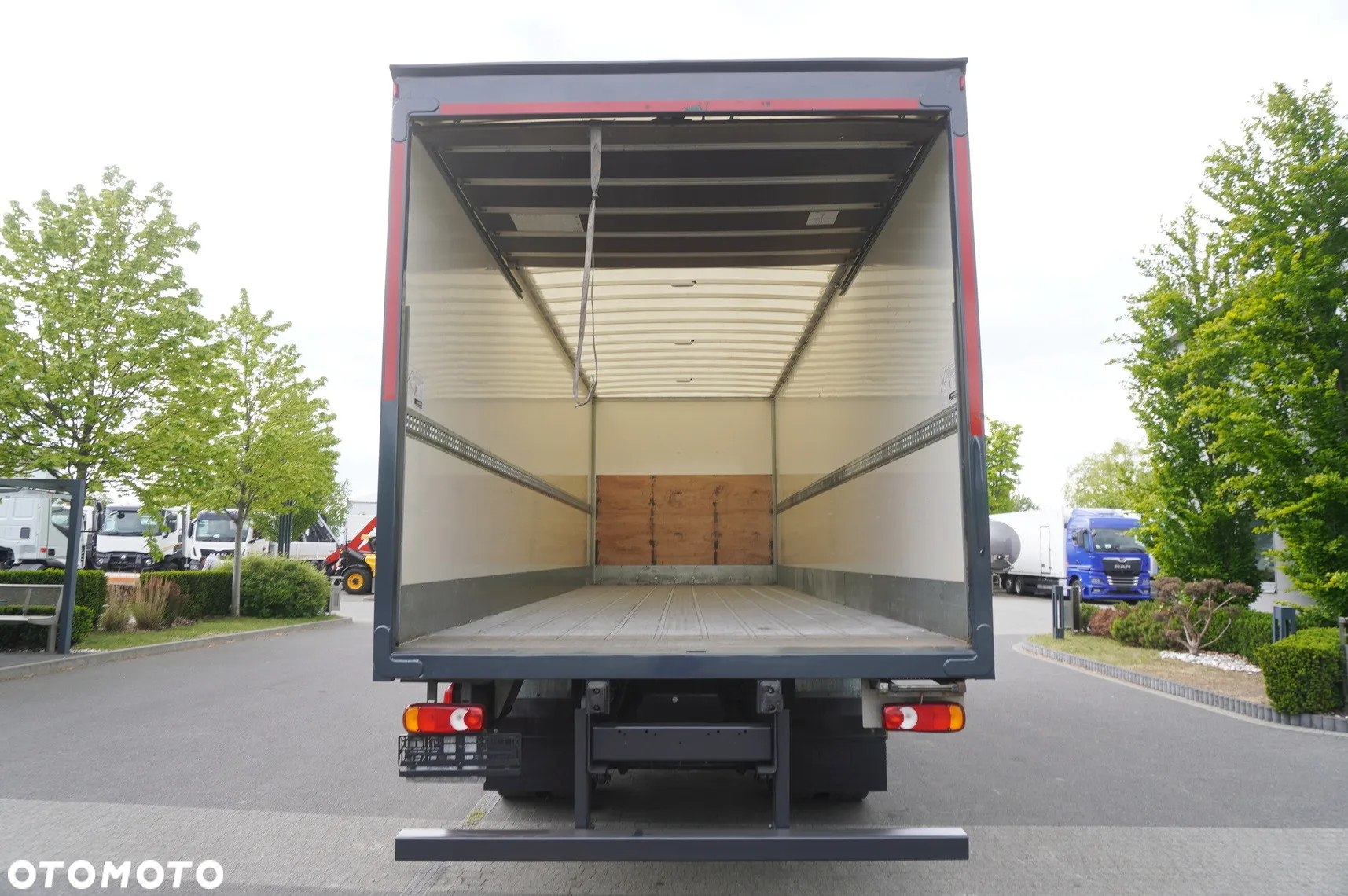 DAF LF 290 / Kontener 21 EPAL / 2021 - 6