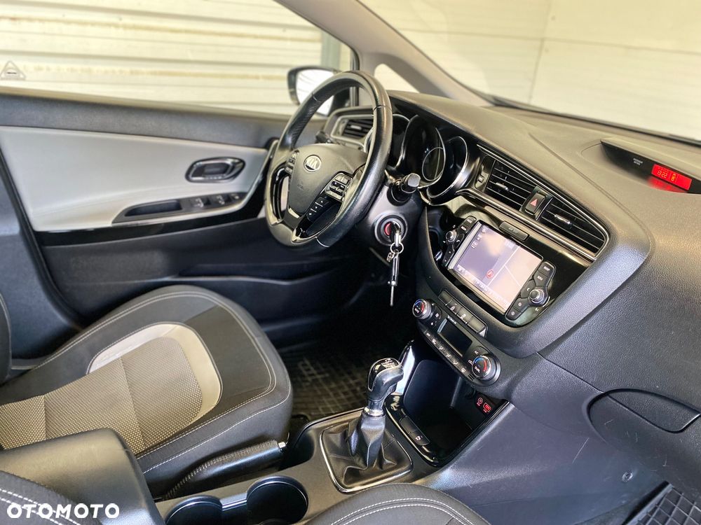 Kia Ceed 1.6 CRDi L - 12