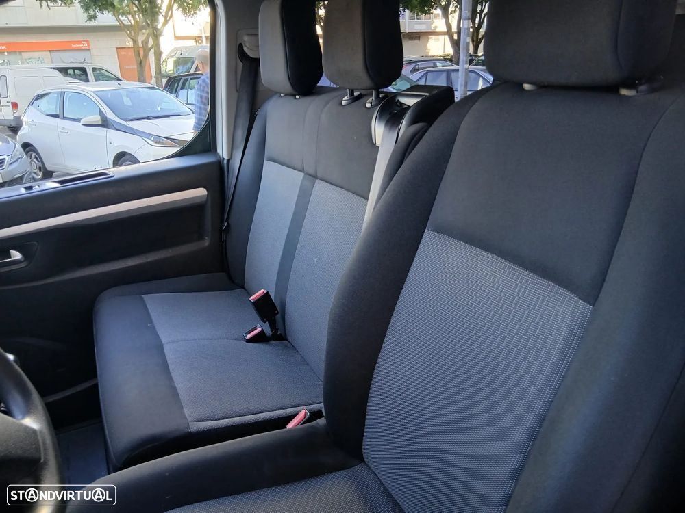 Peugeot Traveller 1.5 BlueHDi L1H1 Active Compact - 1