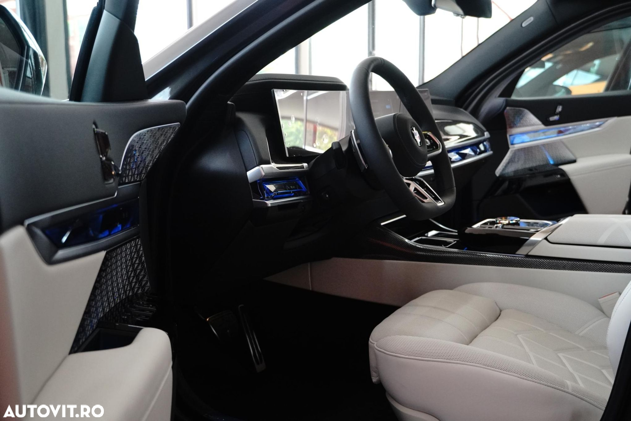 BMW Seria 7 - 11