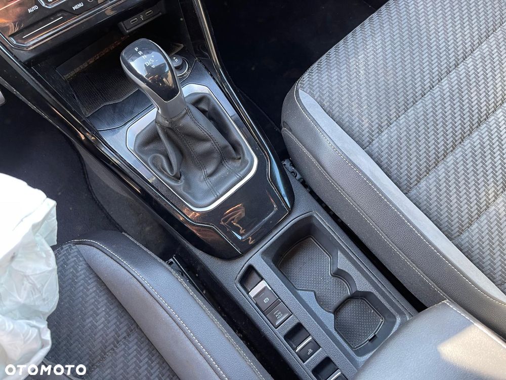 Volkswagen T-Roc 1.5 TSI ACT OPF DSG R-Line - 19