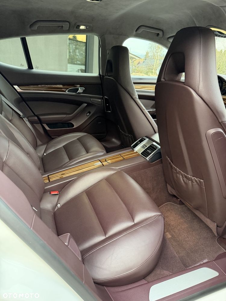 Porsche Panamera - 10